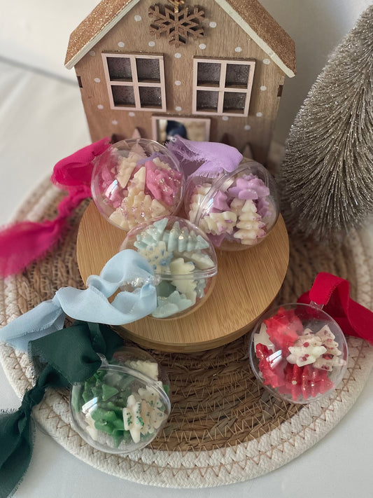 Boule de noël garnie