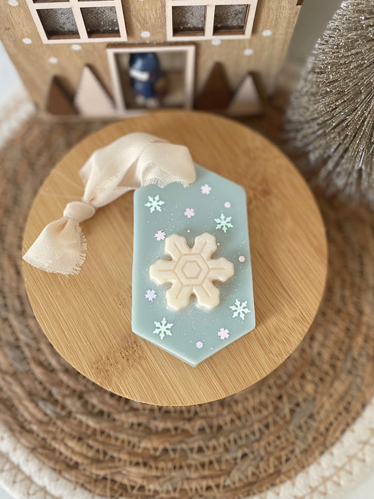 Suspension parfumée hivernale